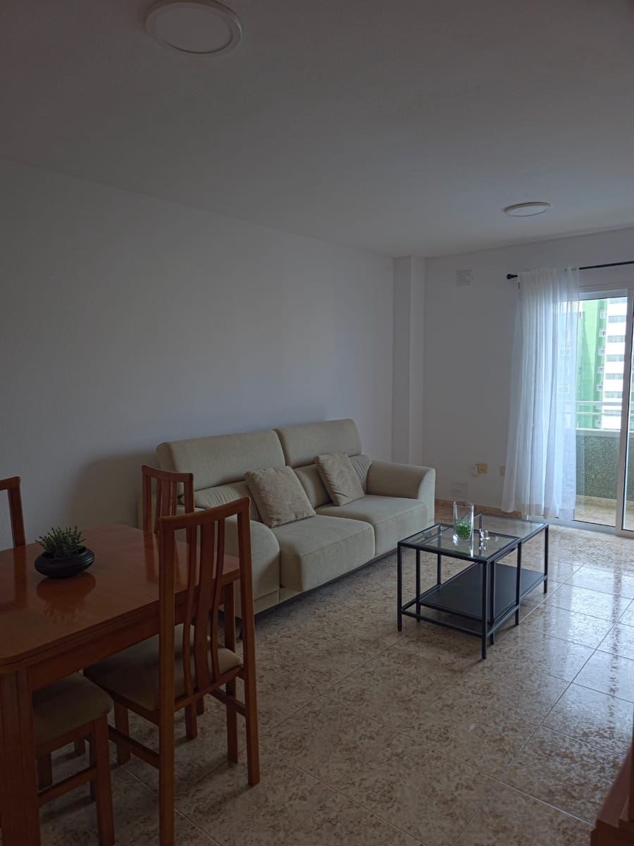 2 slaapkamer Flat te huur in Candelaria - € 1.150 (Ref: 9892911)