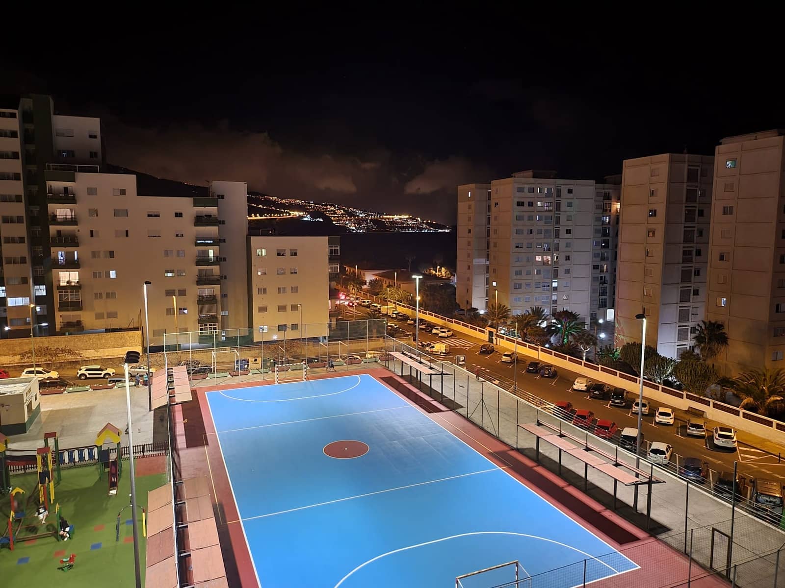 2 slaapkamer Flat te huur in Candelaria - € 1.150 (Ref: 9892911)