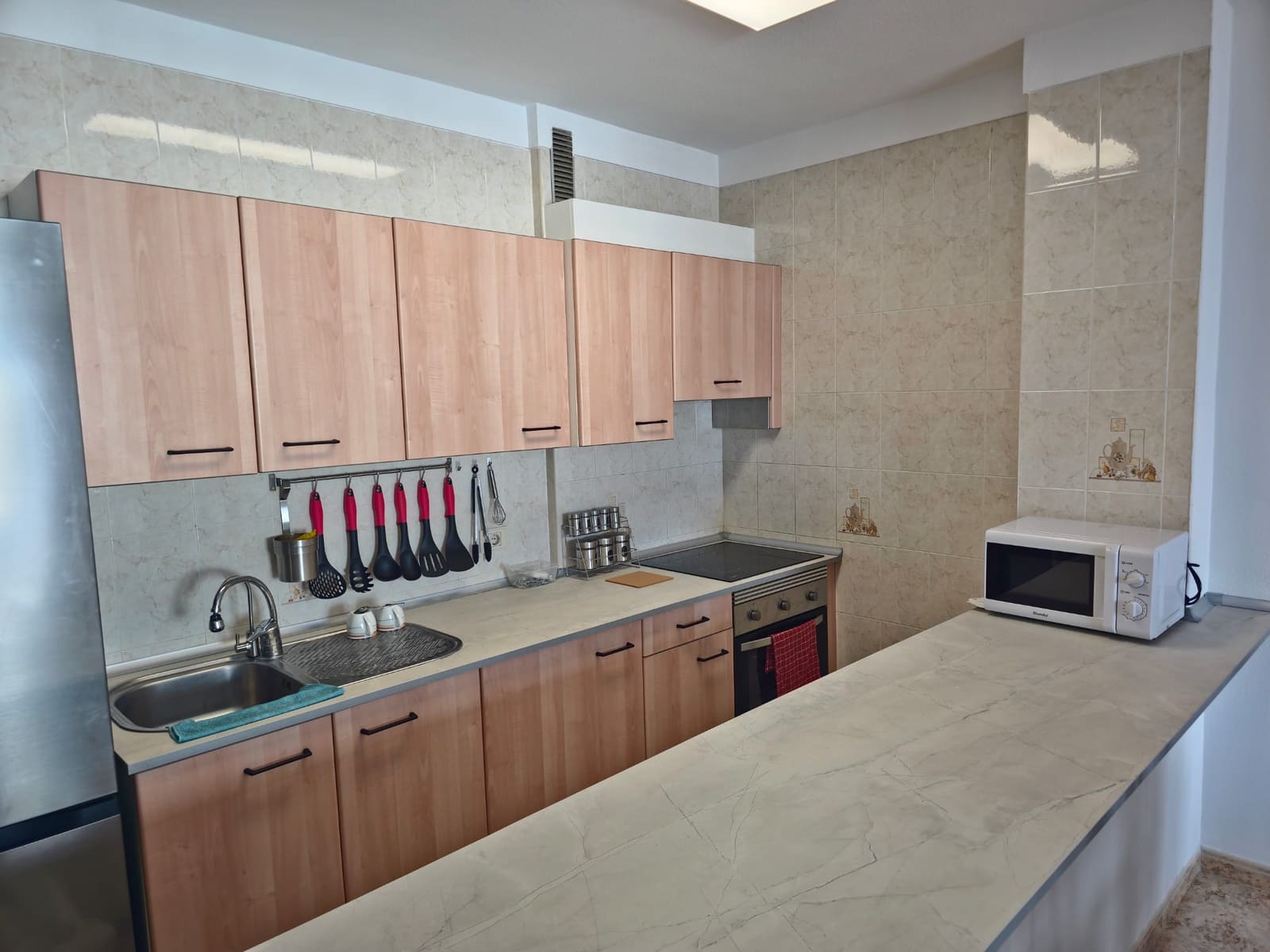 2 slaapkamer Flat te huur in Candelaria - € 1.150 (Ref: 9892911)