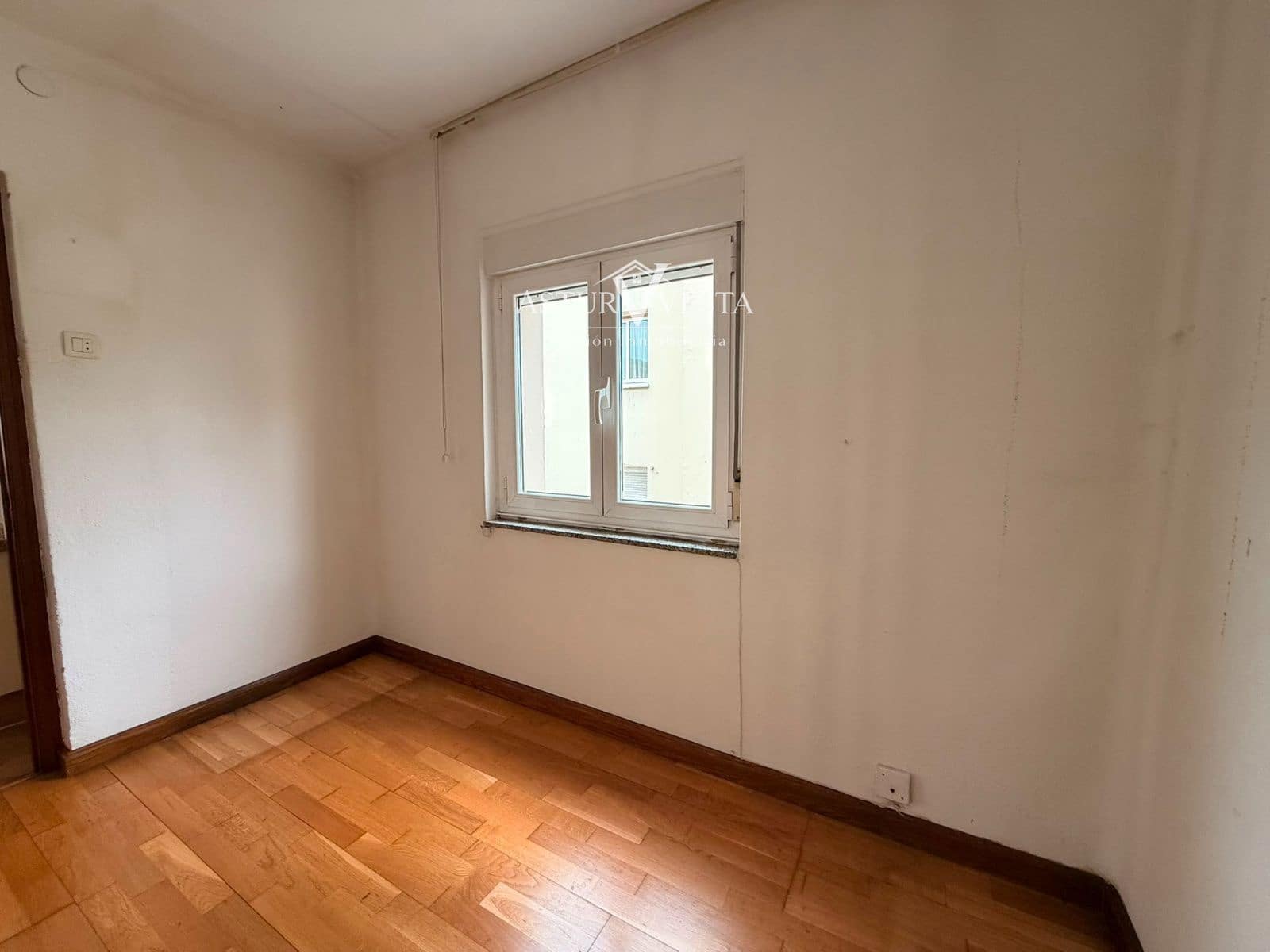 Appartement à vendre à Oviedo - 90 000 € (Ref: 10000614)