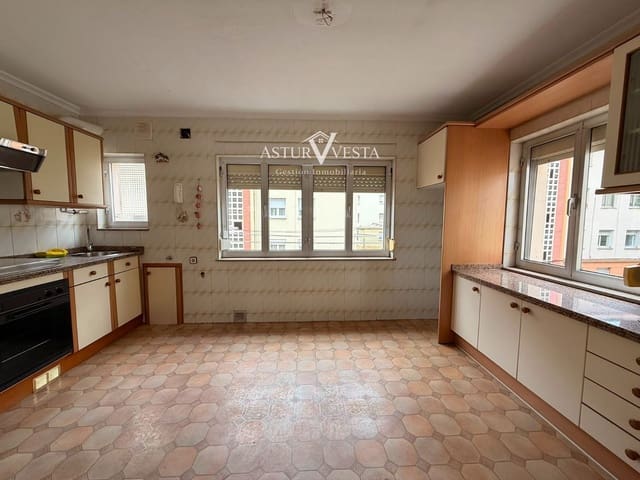 Appartement à vendre à Oviedo - 90 000 € (Ref: 10000614)