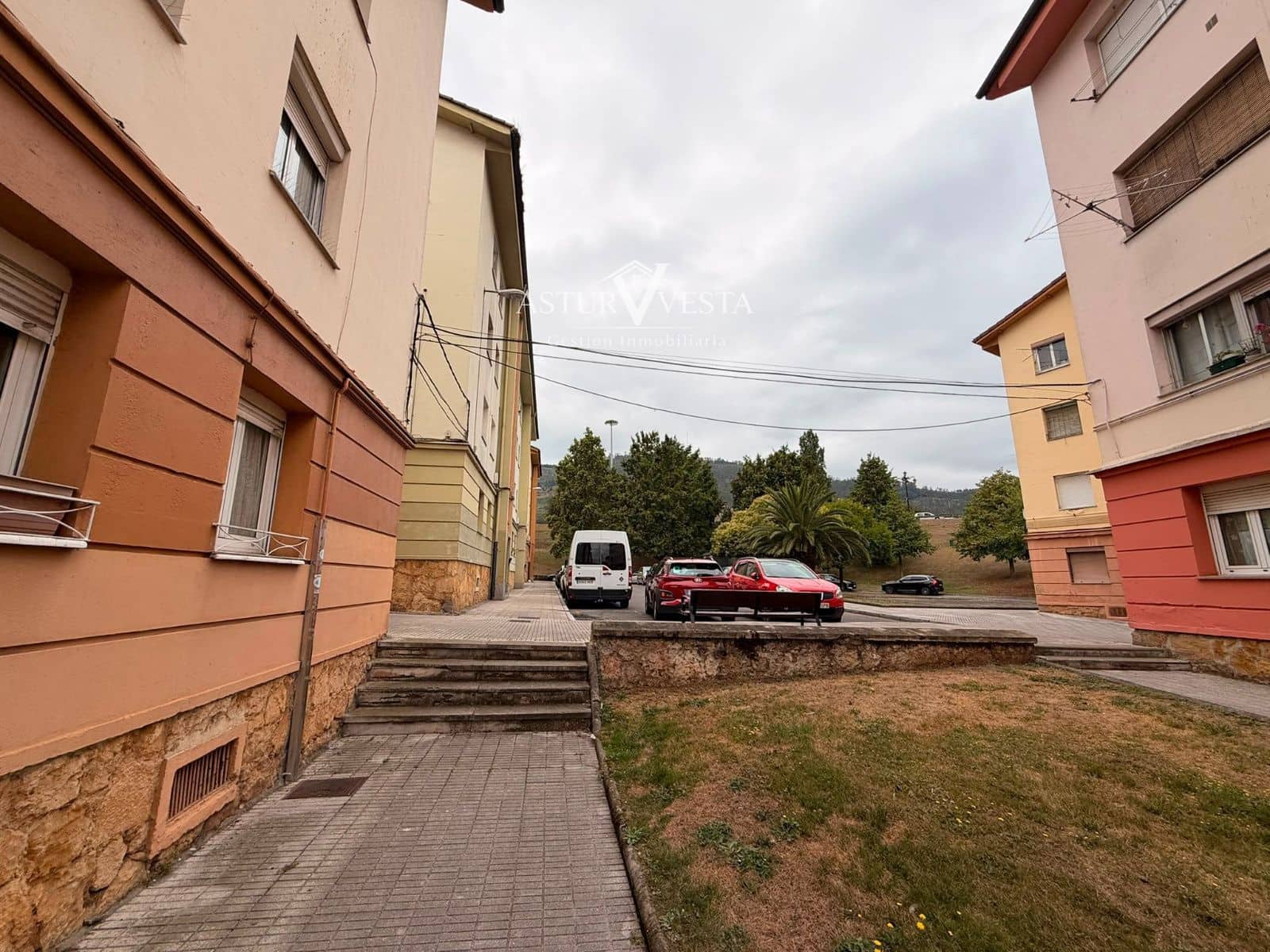 Appartement à vendre à Oviedo - 90 000 € (Ref: 10000614)