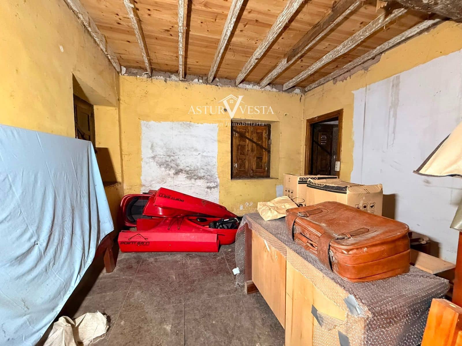3 camera da letto Villa in vendita in Las Regueras con garage - 105.000 € (Rif: 10002560)