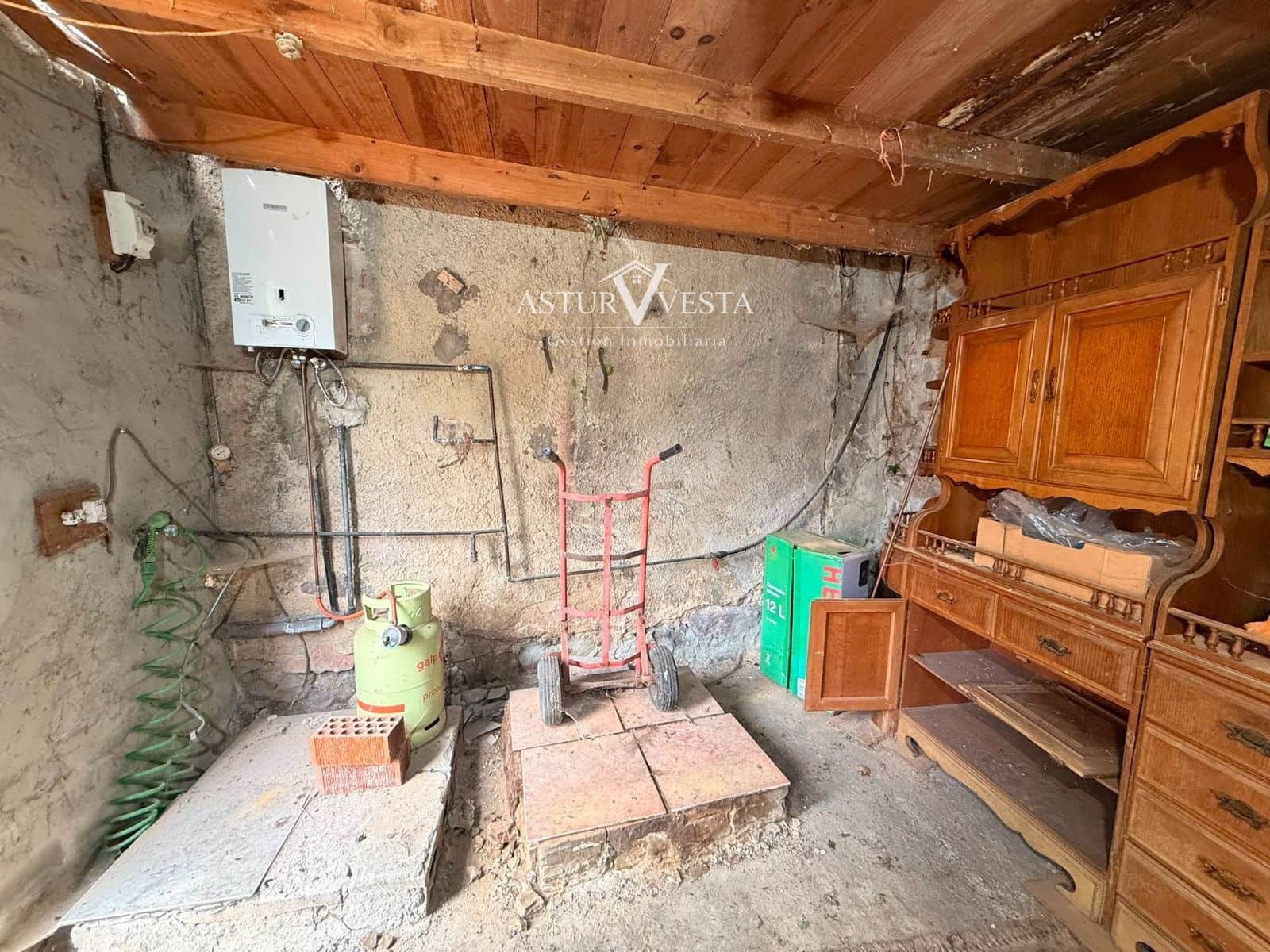 3 camera da letto Villa in vendita in Las Regueras con garage - 105.000 € (Rif: 10002560)