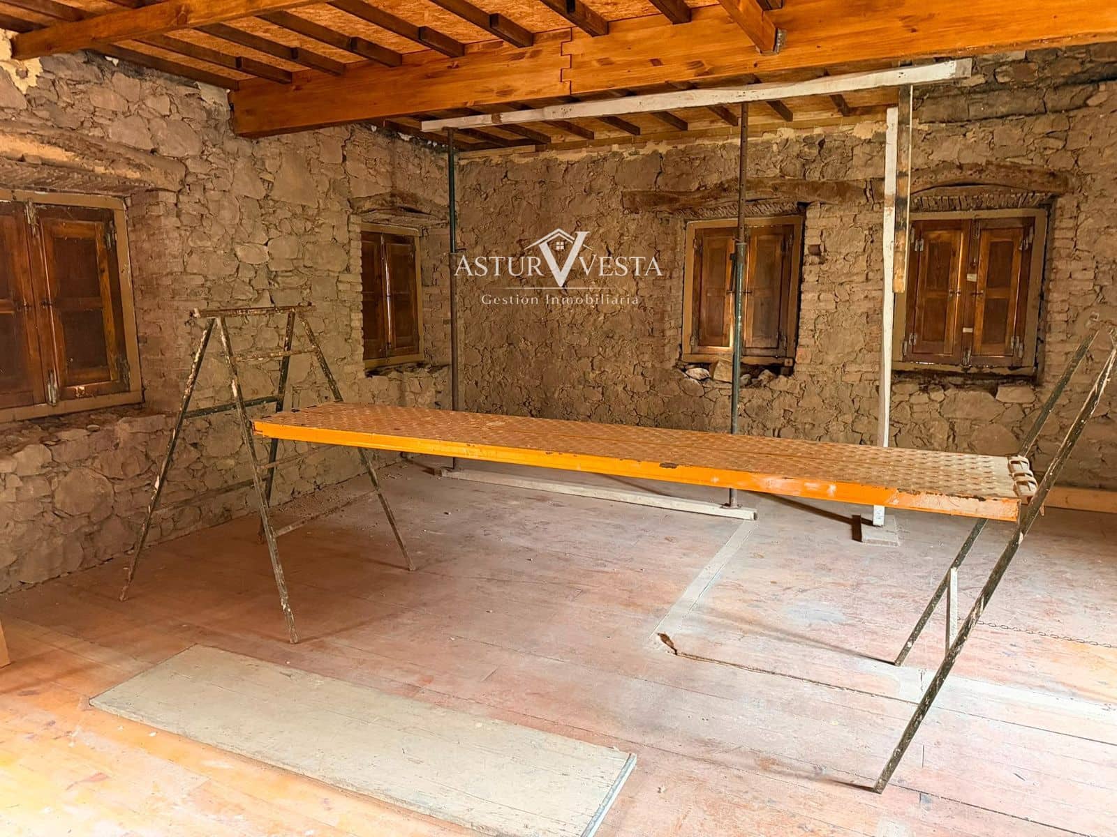 3 camera da letto Villa in vendita in Las Regueras con garage - 105.000 € (Rif: 10002560)
