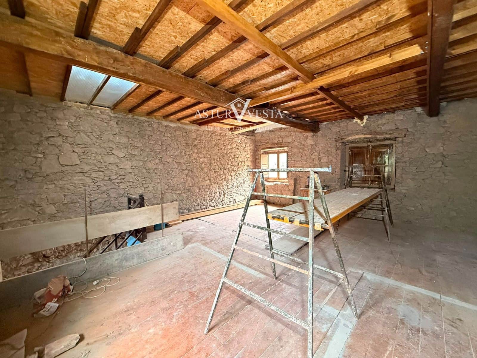 3 camera da letto Villa in vendita in Las Regueras con garage - 105.000 € (Rif: 10002560)