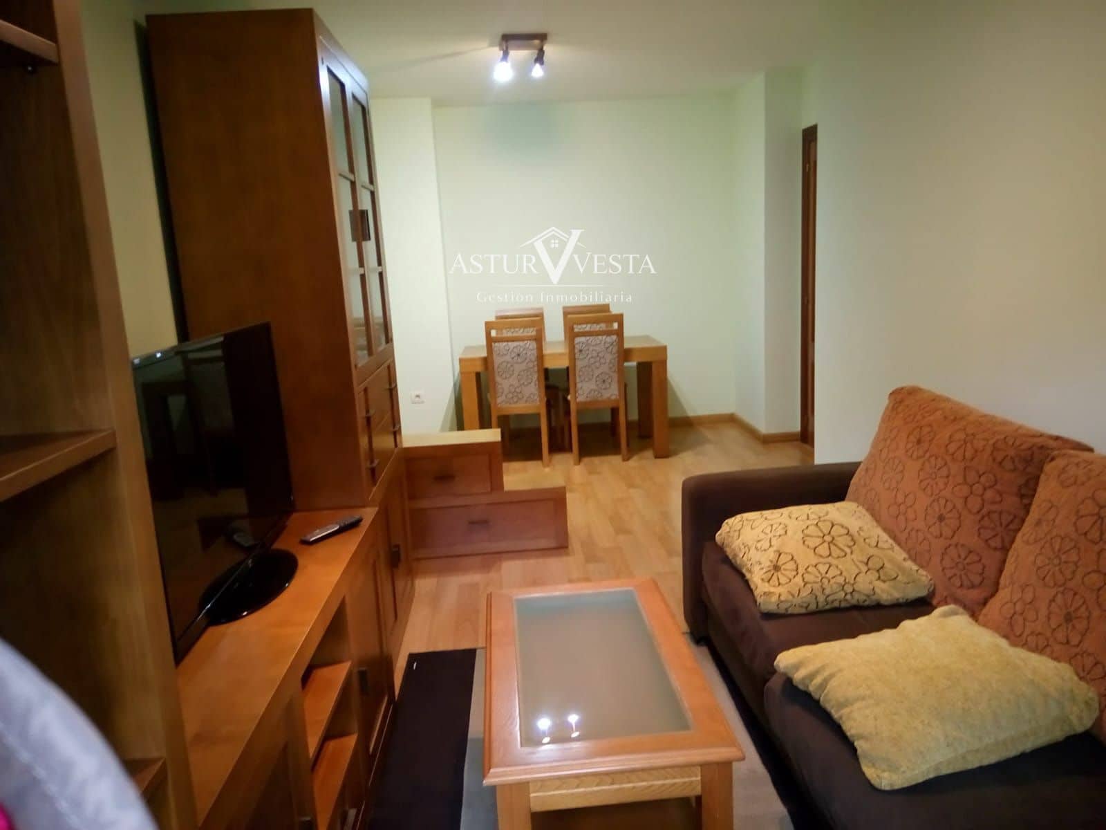 2 bedroom Penthouse for rent in Salas with garage - € 490 (Ref: 10012724)