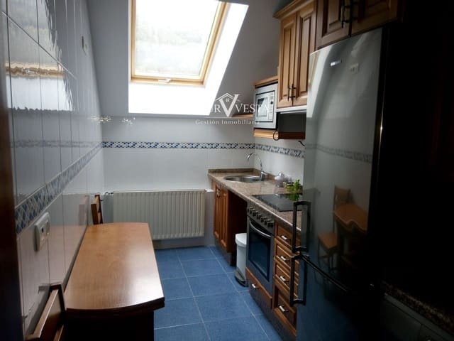 2 bedroom Penthouse for rent in Salas with garage - € 490 (Ref: 10012724)