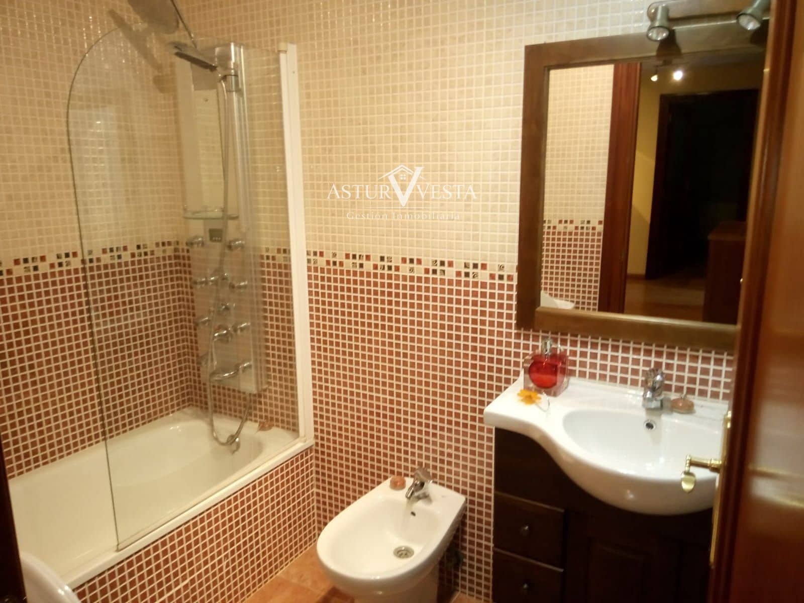 2 bedroom Penthouse for rent in Salas with garage - € 490 (Ref: 10012724)