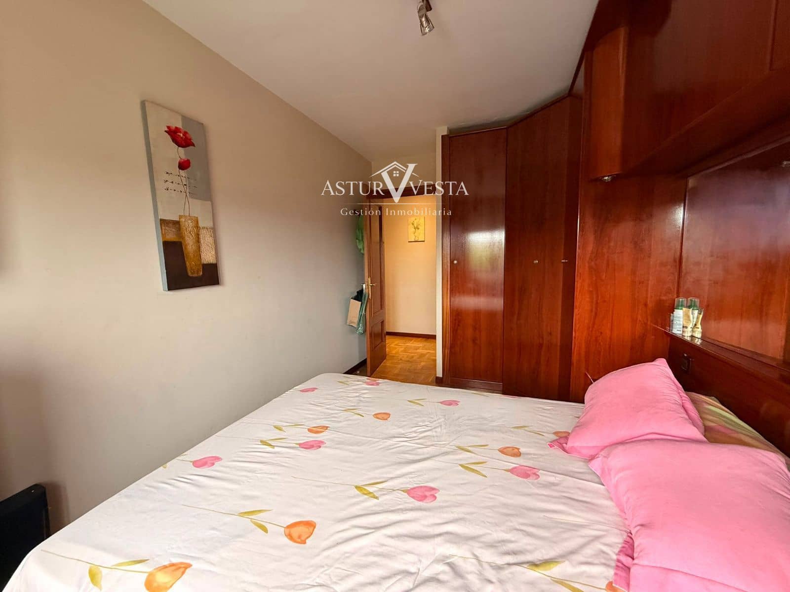 2 bedroom Flat for rent in Gijon - € 995 (Ref: 10037653)