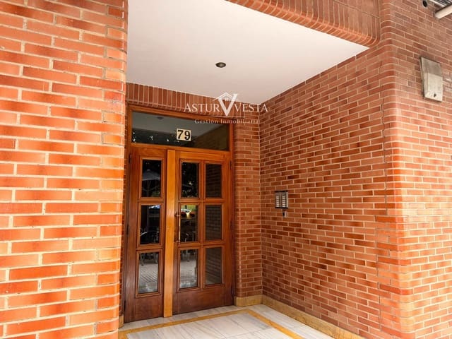 2 soveværelse Lejlighed til leje i Gijón - € 995 (Ref: 10037653)