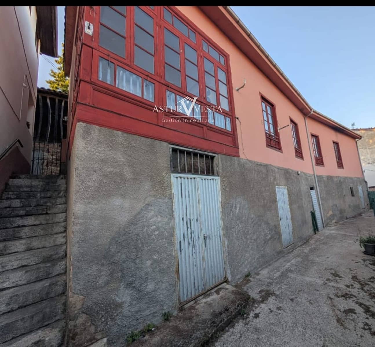 2 sovrum Villa till salu i Salas med garage - 79 000 € (Ref: 10071848)
