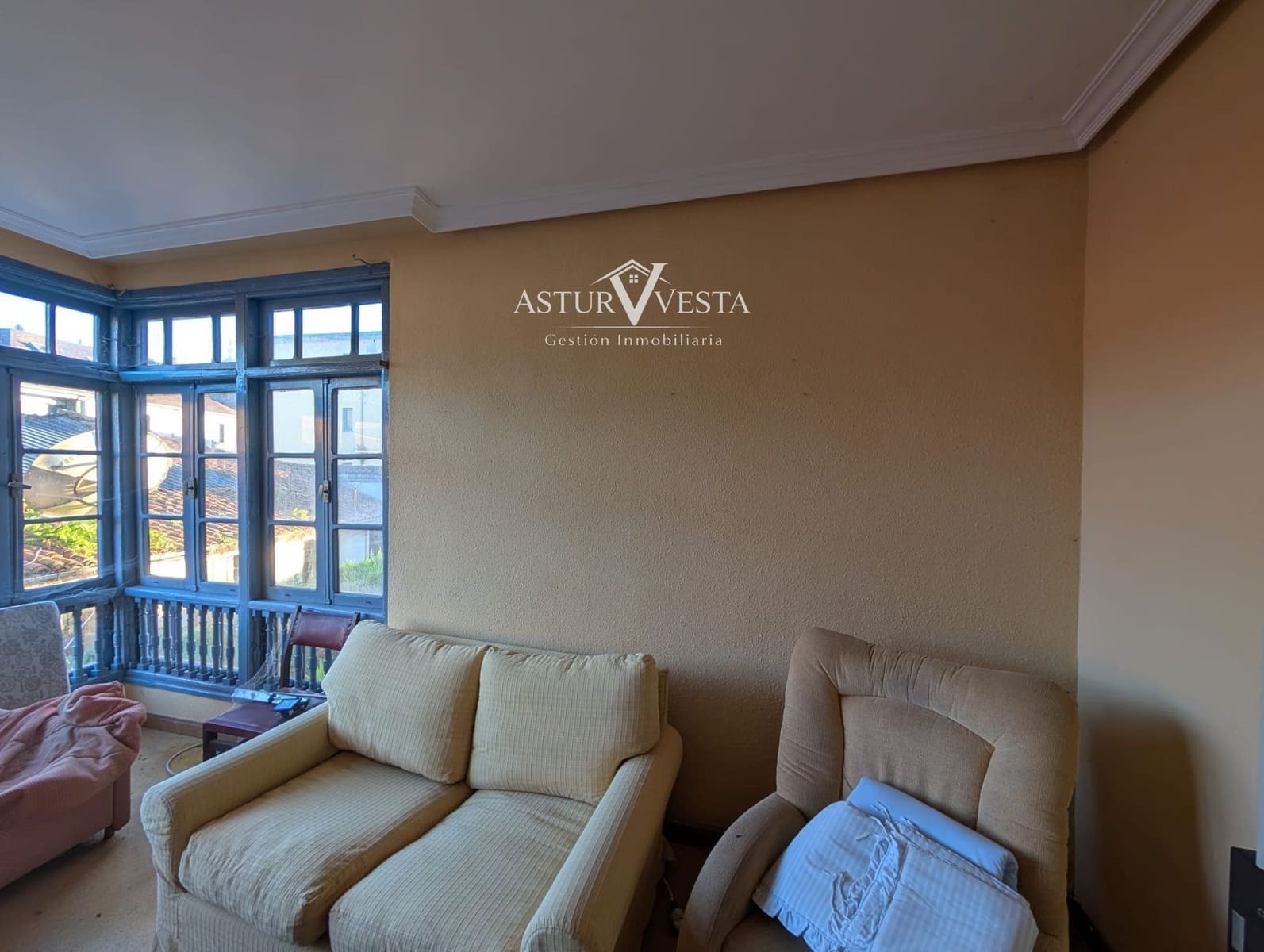 2 sovrum Villa till salu i Salas med garage - 79 000 € (Ref: 10071848)