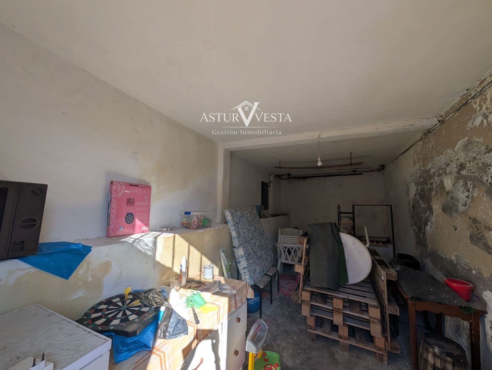 2 sovrum Villa till salu i Salas med garage - 79 000 € (Ref: 10071848)