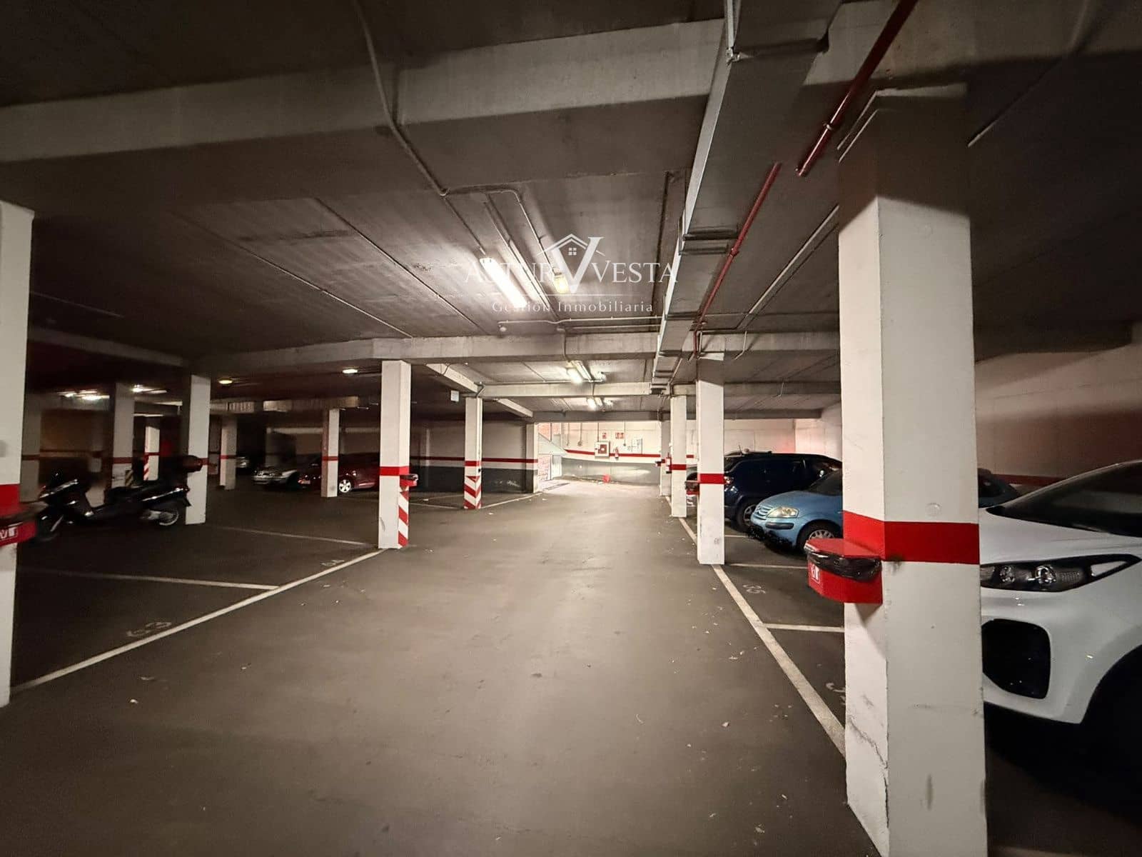 Garagem para venda em Gijon - 19 000 € (Ref: 10088558)