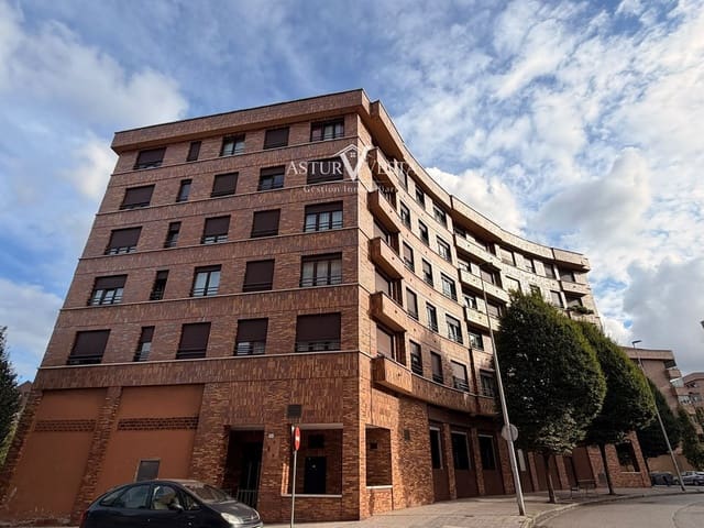 Garagem para venda em Gijón - 19 000 € (Ref: 10088558)