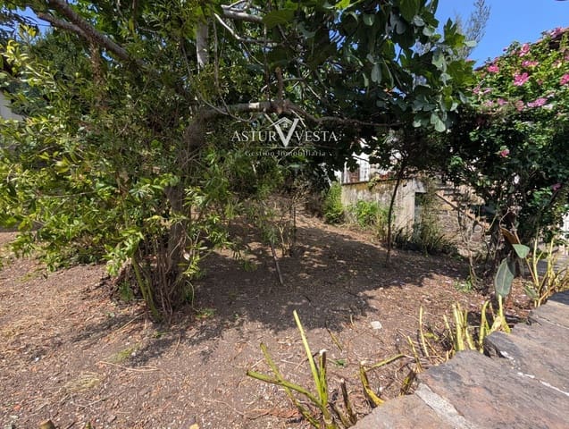5 bedroom Villa for sale in Salas with garage - € 139,500 (Ref: 10089964)