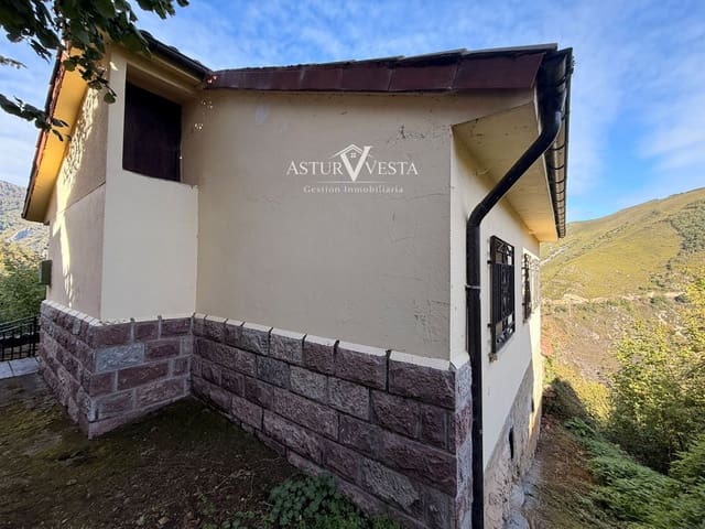 3 slaapkamer Villa te koop in Pola de Somiedo, Somiedo - € 99.000 (Ref: 10160444)