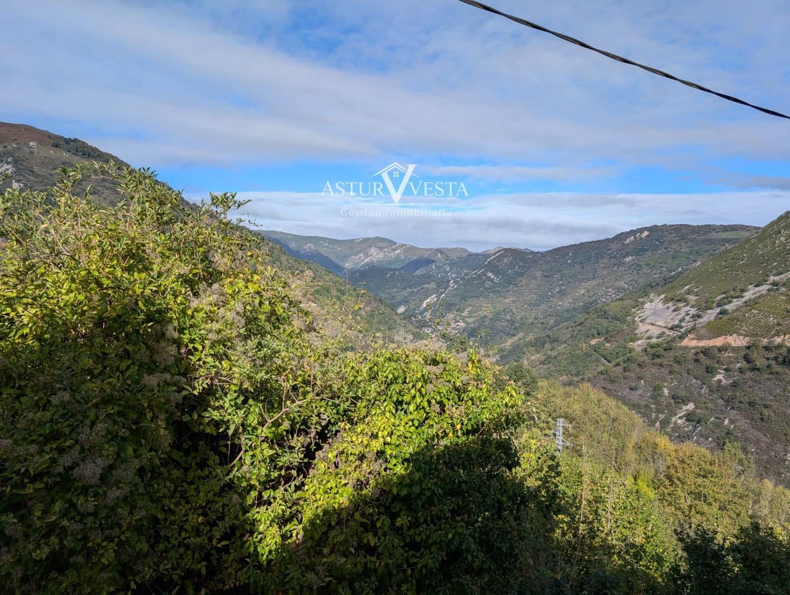 3 Zimmer Villa zu verkaufen in Pola de Somiedo - 99.000 € (Ref: 10160444)