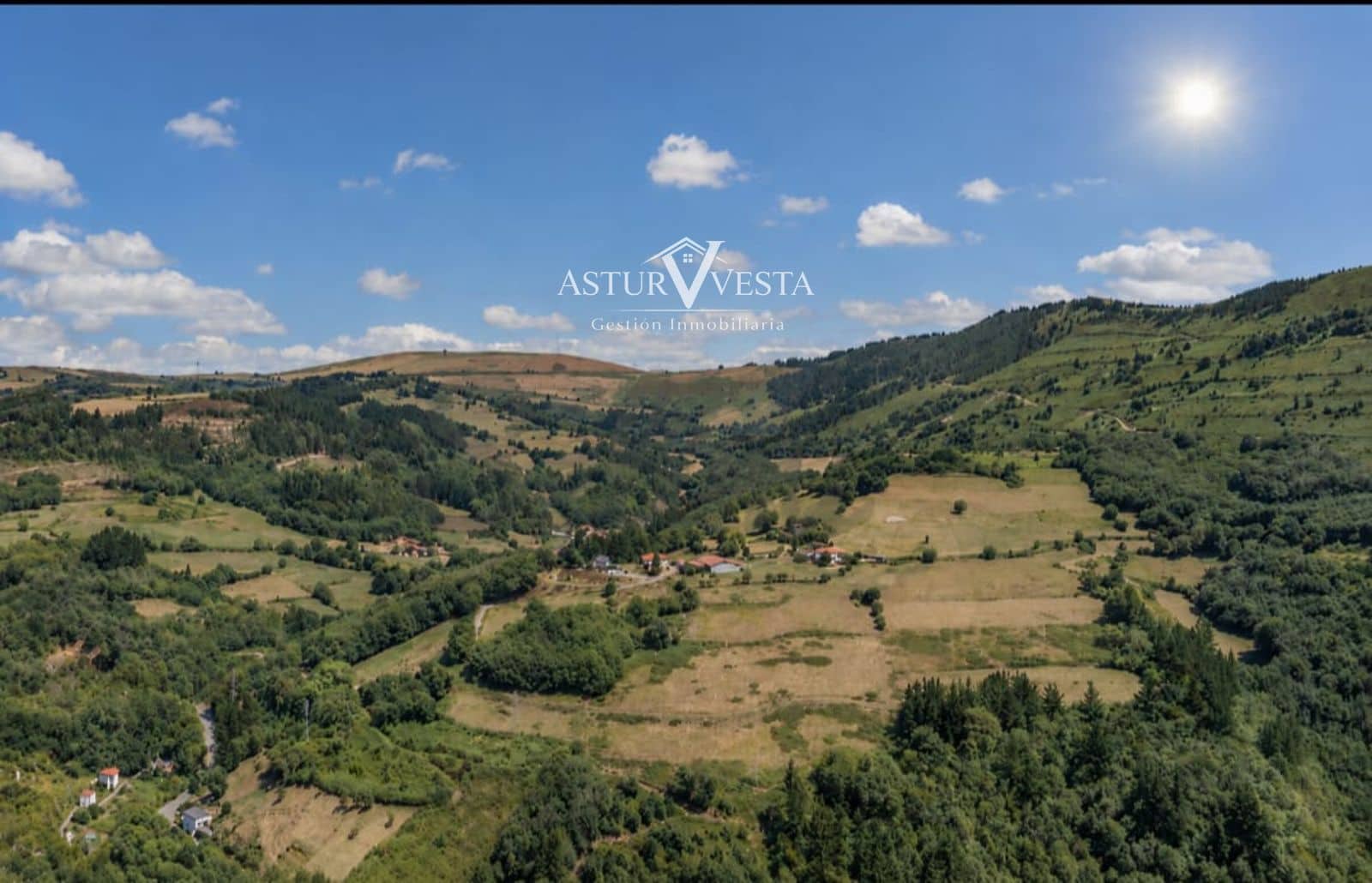 4 chambre Villa/Maison à vendre à Tineo avec garage - 139 000 € (Ref: 10180801)