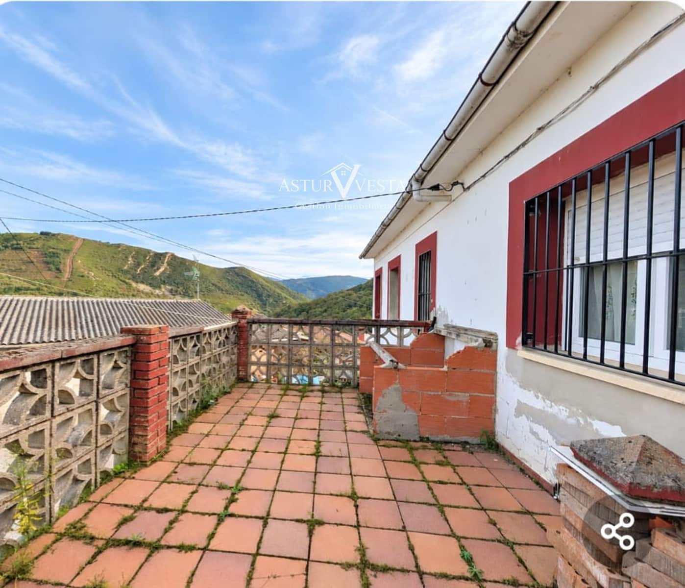 4 chambre Villa/Maison à vendre à Tineo avec garage - 139 000 € (Ref: 10180801)