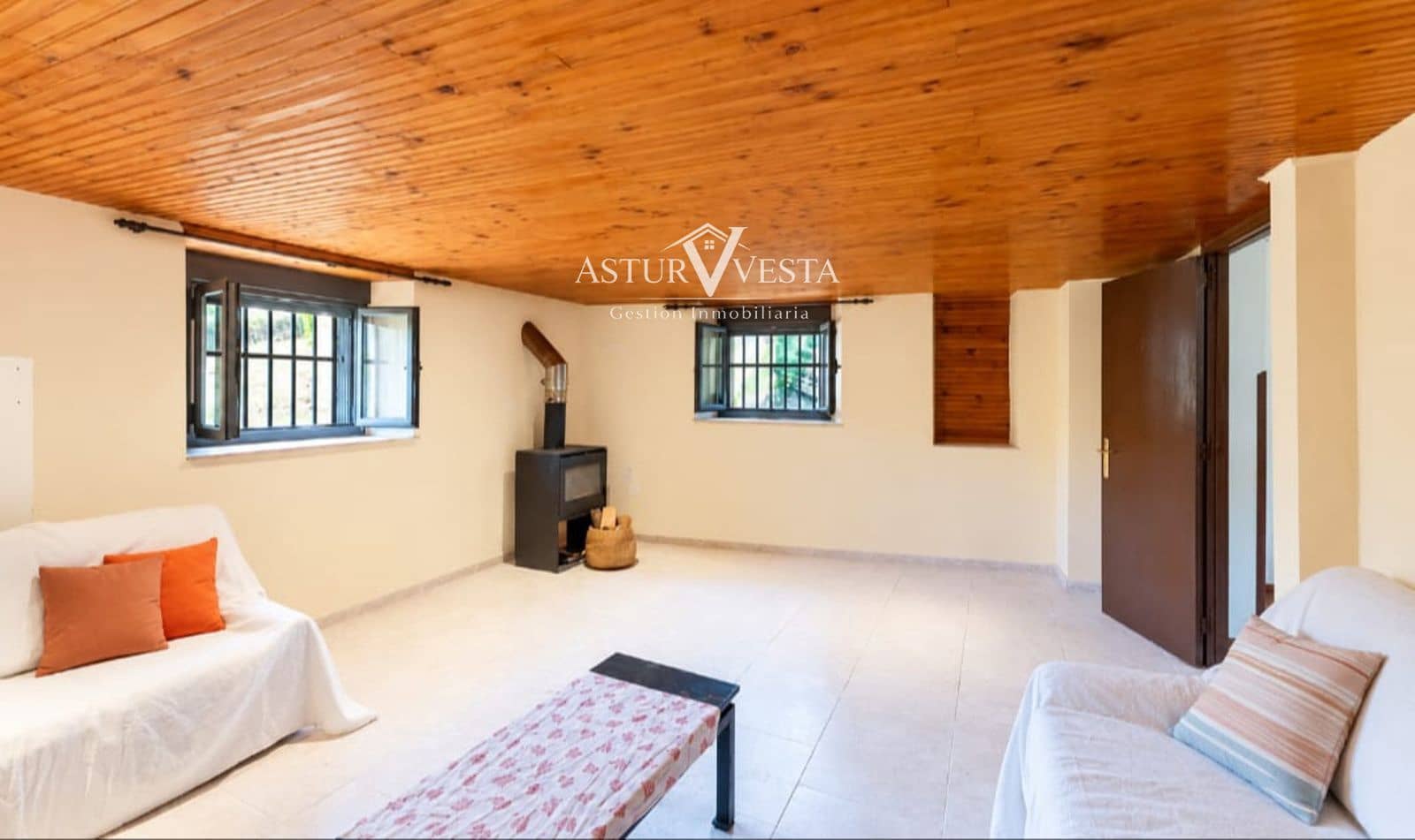 4 chambre Villa/Maison à vendre à Tineo avec garage - 139 000 € (Ref: 10180801)