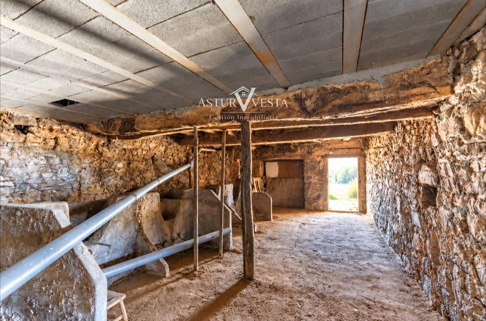4 chambre Villa/Maison à vendre à Tineo avec garage - 139 000 € (Ref: 10180801)