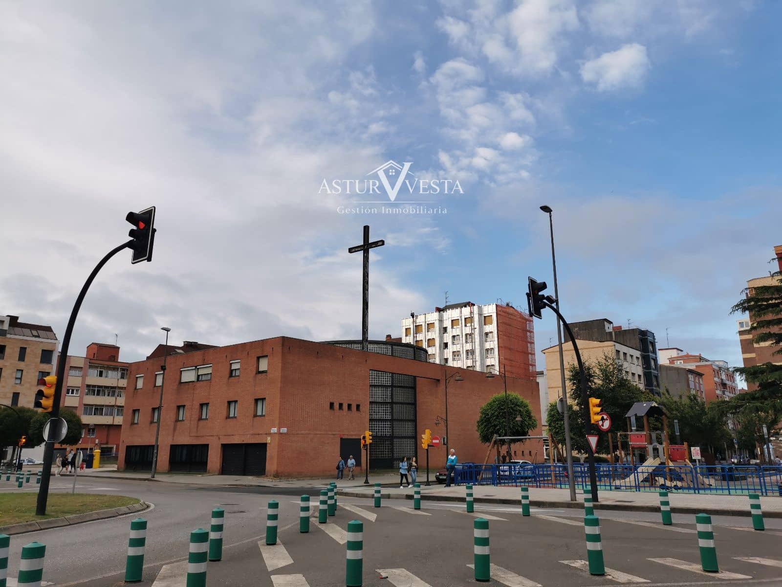 2 soveværelse Lejlighed til salg i Gijon - € 110.000 (Ref: 9752573)