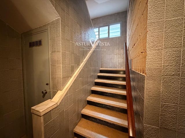 2 soverom Leilighet til salgs i Gijón - € 110 000 (Ref: 9752573)