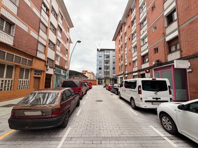 2 soverom Leilighet til salgs i Gijón - € 110 000 (Ref: 9752573)