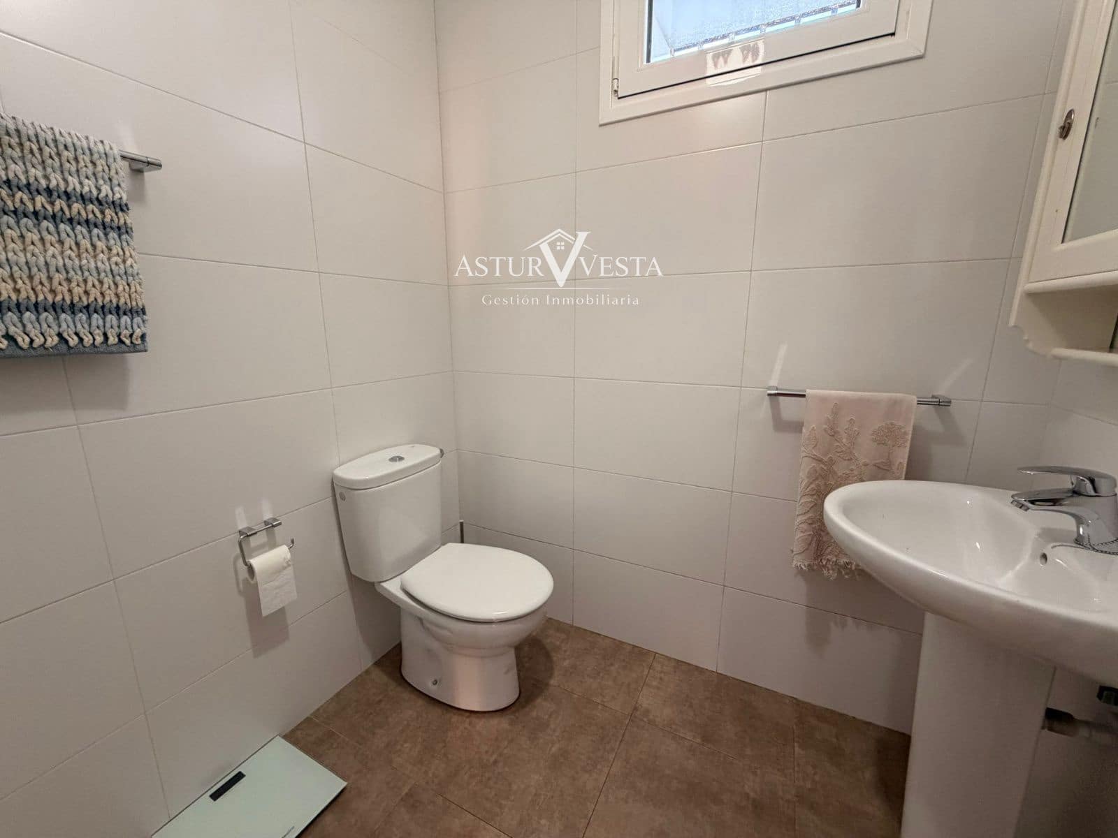 3 camera da letto Villa in vendita in Salas con garage - 216.300 € (Rif: 9752575)
