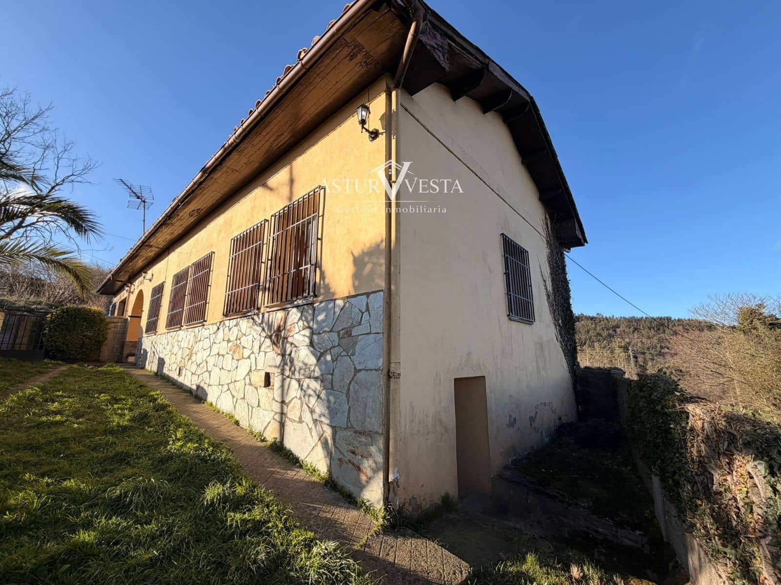3 camera da letto Villa in vendita in Salas con garage - 216.300 € (Rif: 9752575)