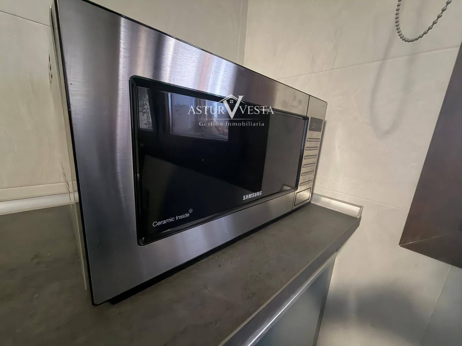 4 slaapkamer Flat te koop in Gijon met garage - € 337.000 (Ref: 9752577)