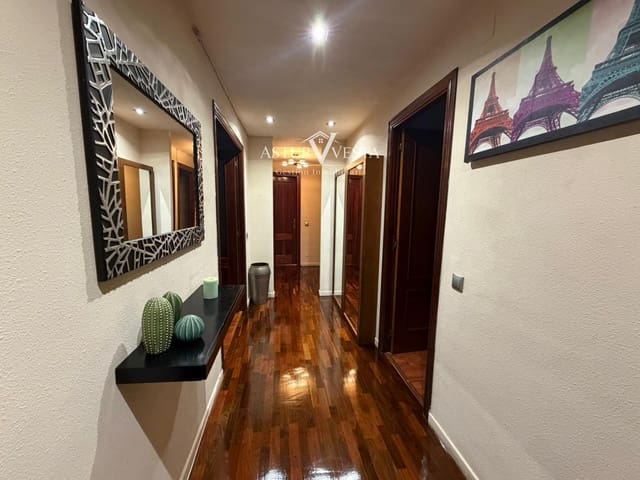 4 slaapkamer Flat te koop in Gijón met garage - € 337.000 (Ref: 9752577)