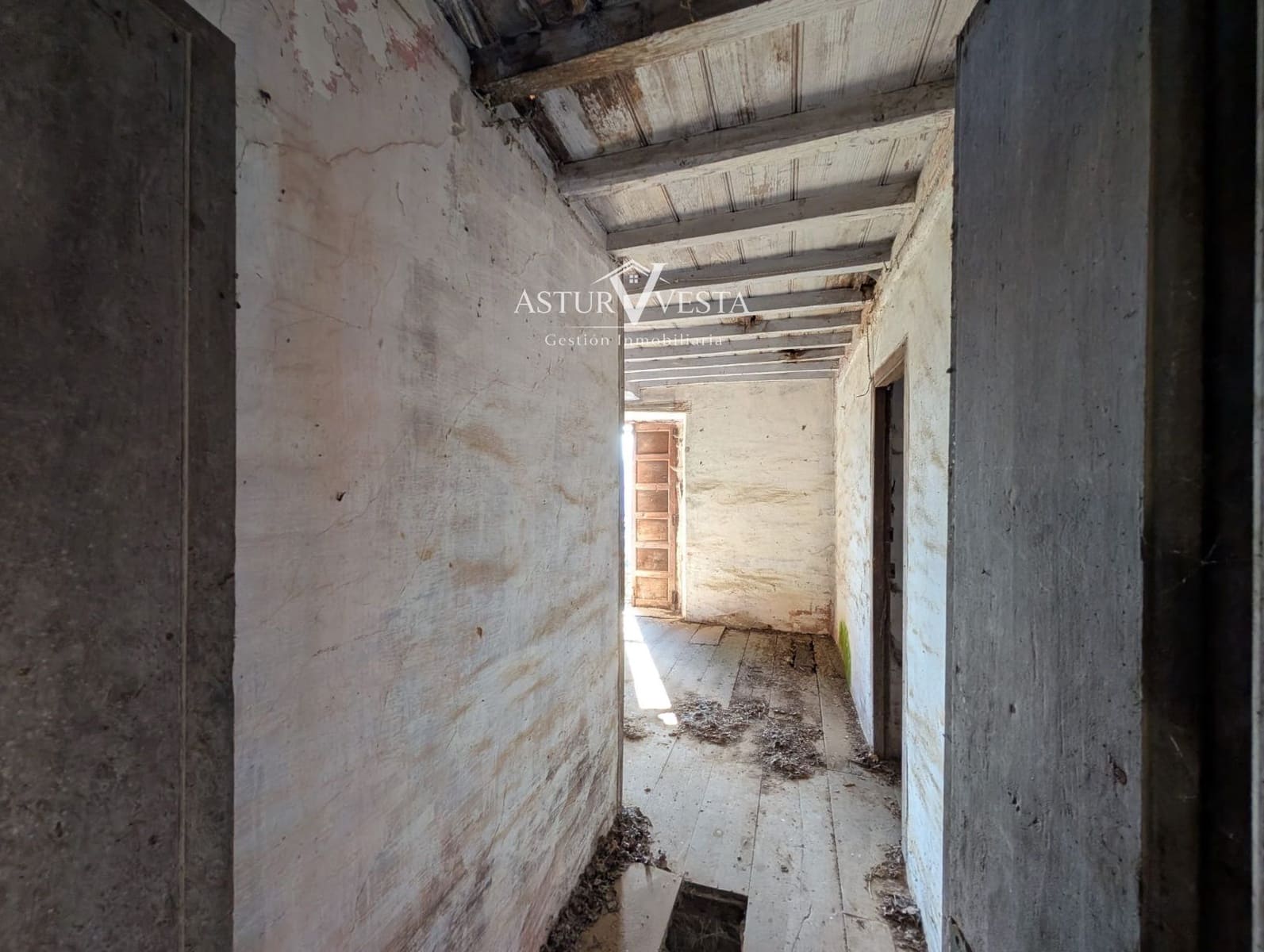 3 camera da letto Villa in vendita in Pravia - 39.000 € (Rif: 9752578)