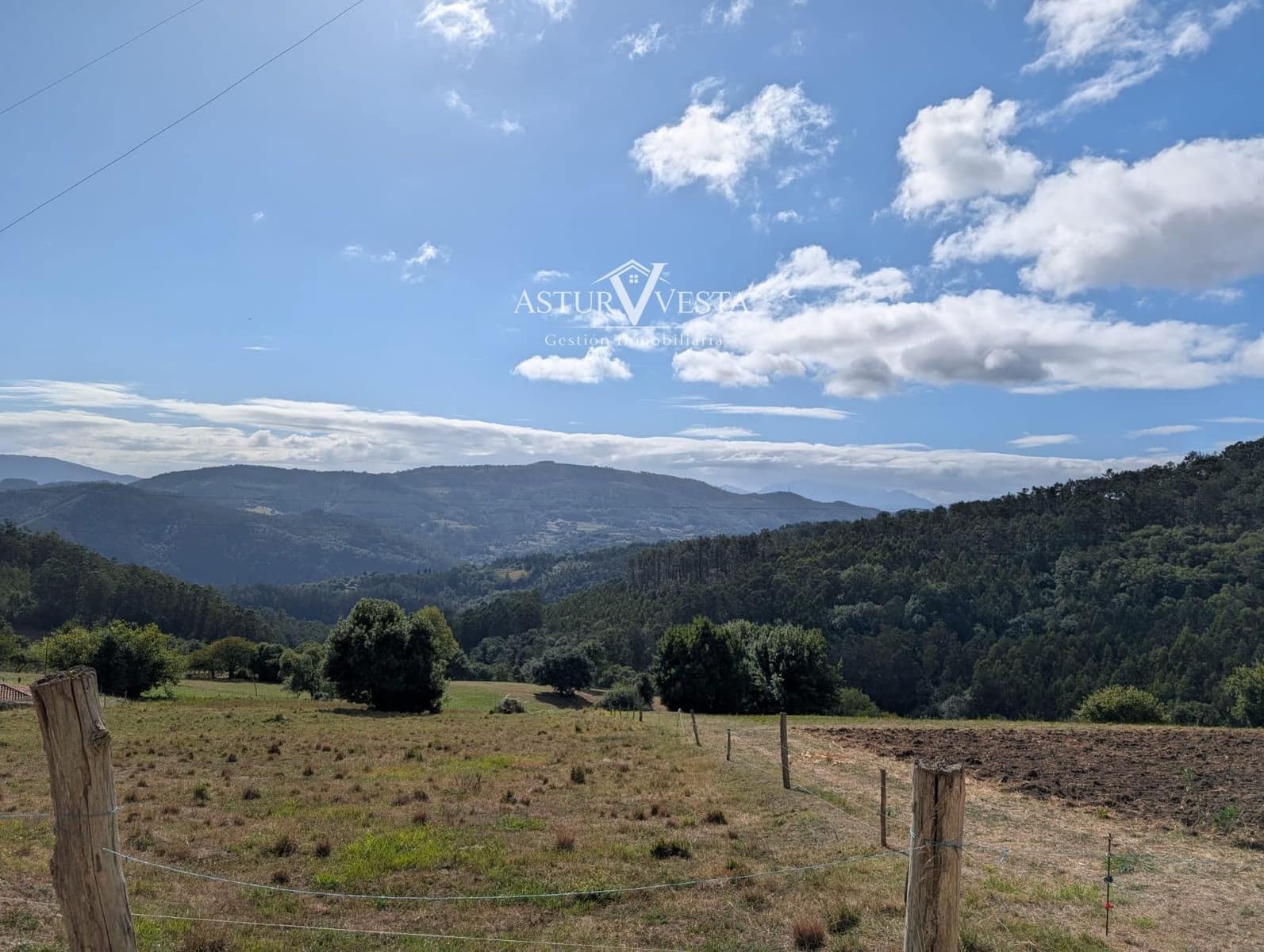 3 camera da letto Villa in vendita in Pravia - 39.000 € (Rif: 9752578)