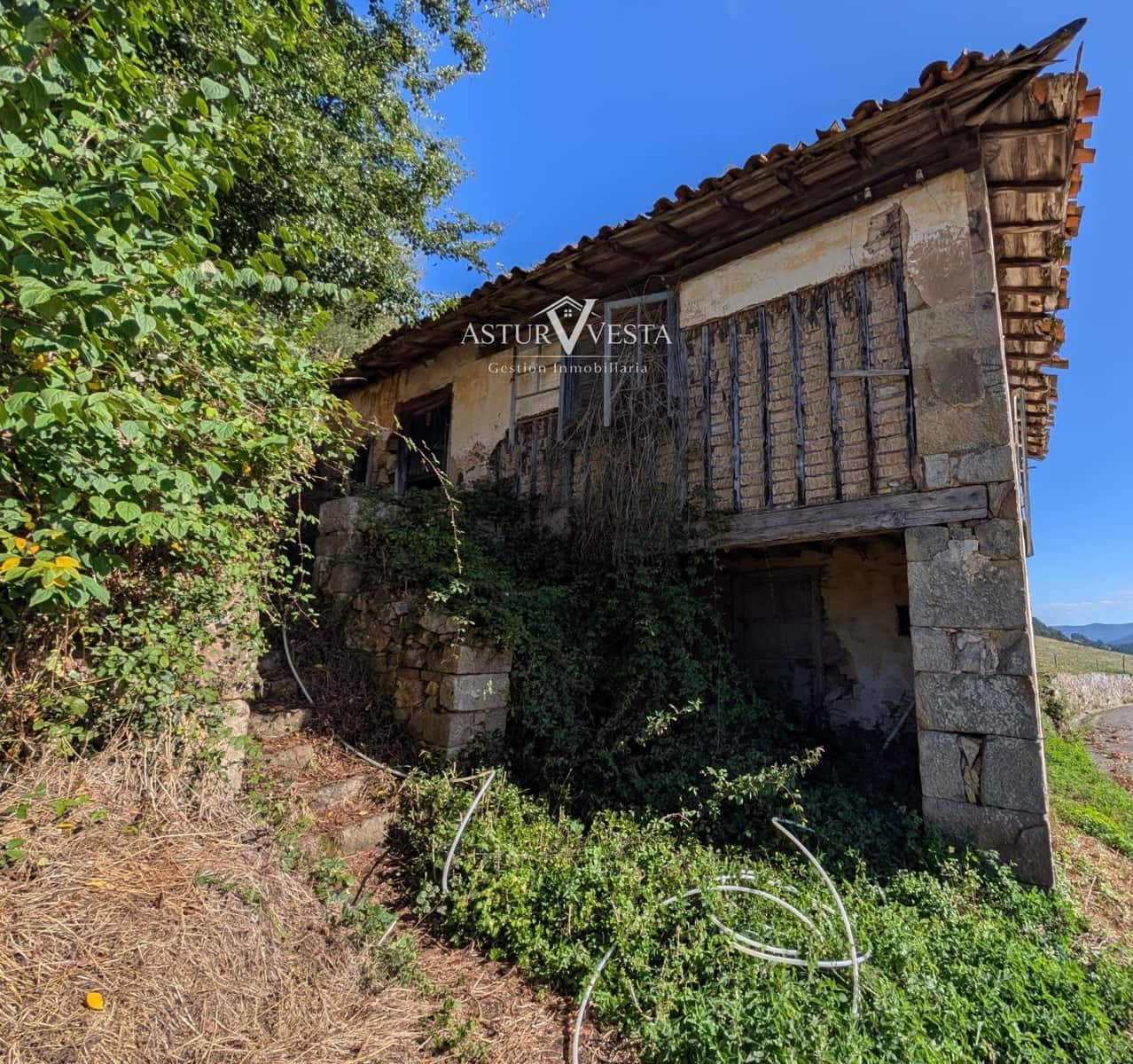 3 camera da letto Villa in vendita in Pravia - 39.000 € (Rif: 9752578)