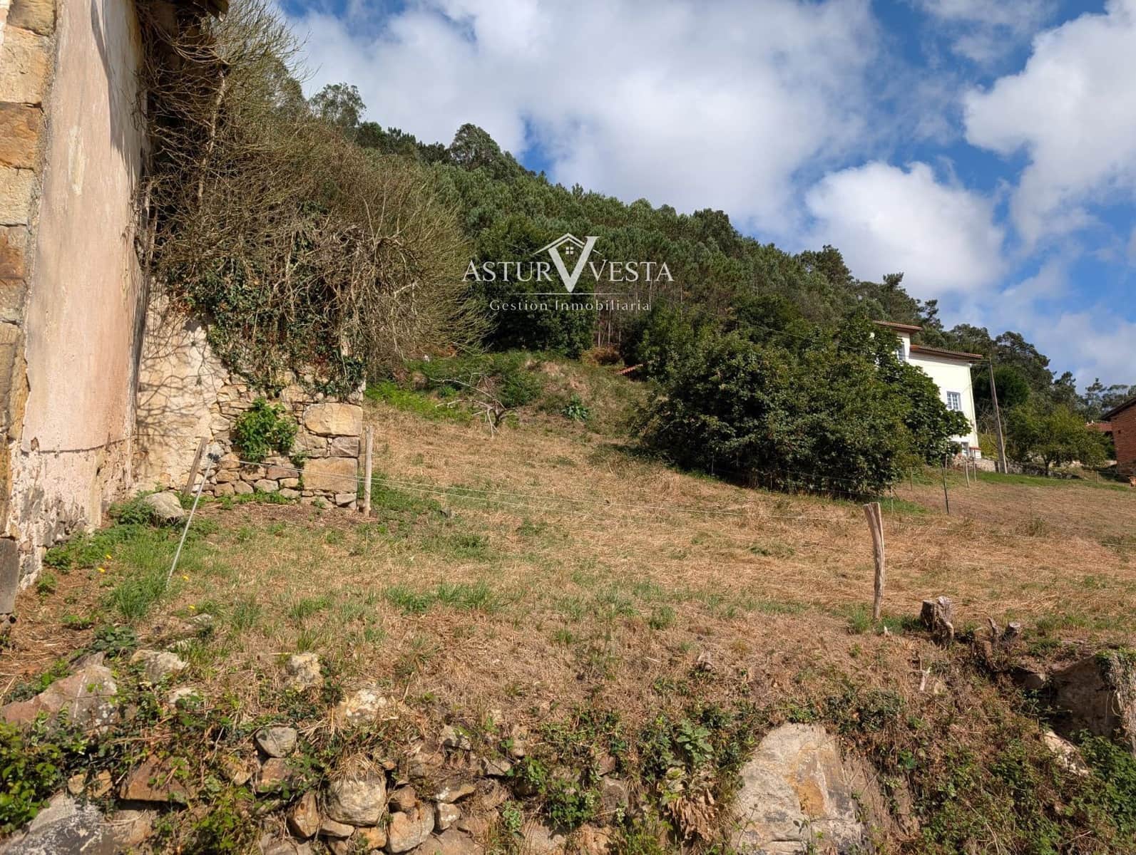 3 camera da letto Villa in vendita in Pravia - 39.000 € (Rif: 9752578)