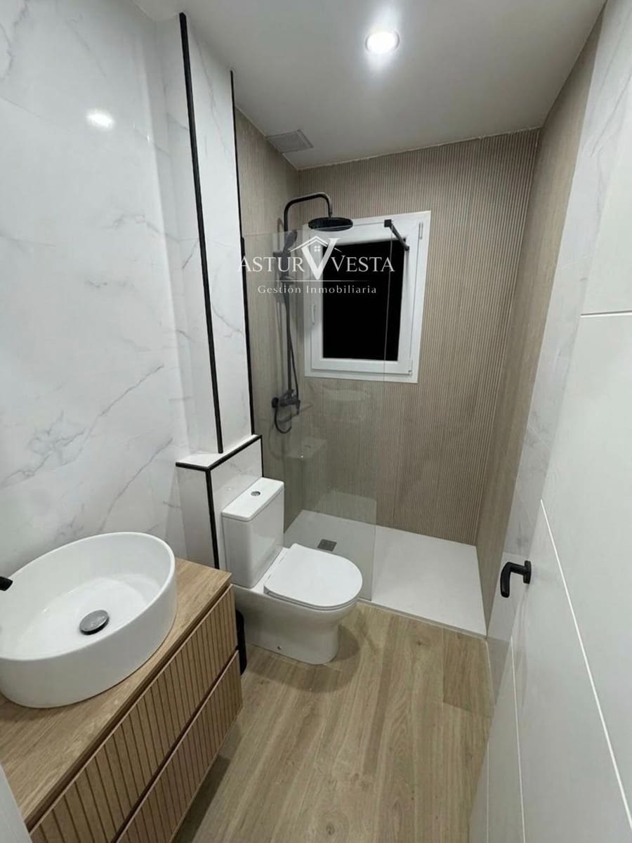 2 soverom Leilighet til salgs i Gijon - € 159 900 (Ref: 9752579)