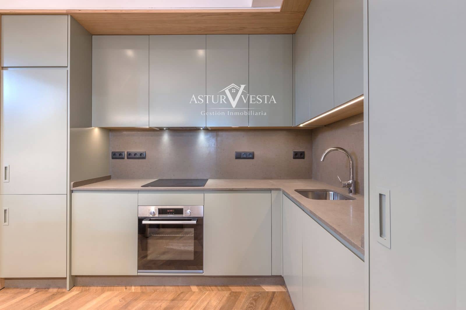 2 slaapkamer Penthouse te koop in Sevilla stad - € 897.000 (Ref: 9756254)