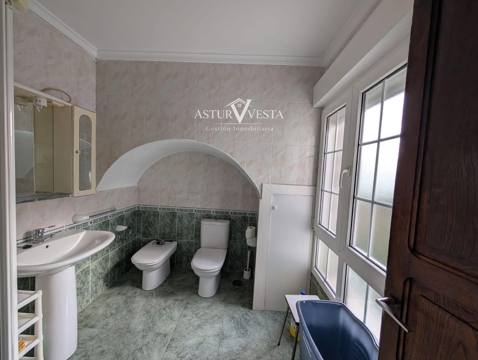 4 chambre Villa/Maison à vendre à Salas avec garage - 160 000 € (Ref: 9762329)