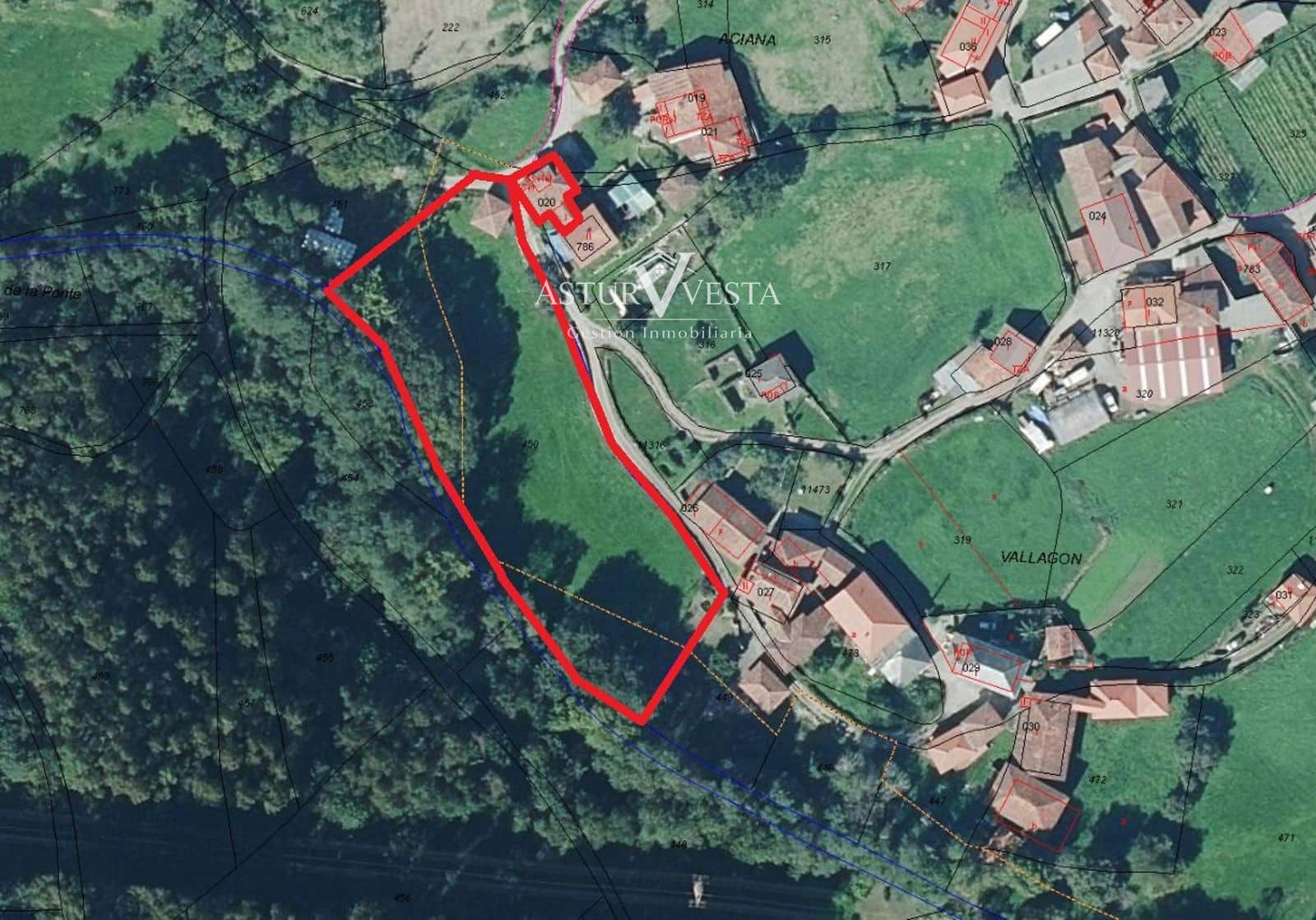 4 chambre Villa/Maison à vendre à Salas avec garage - 160 000 € (Ref: 9762329)