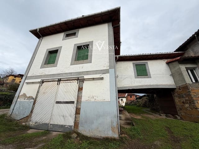 4 chambre Villa/Maison à vendre à Salas avec garage - 160 000 € (Ref: 9762329)