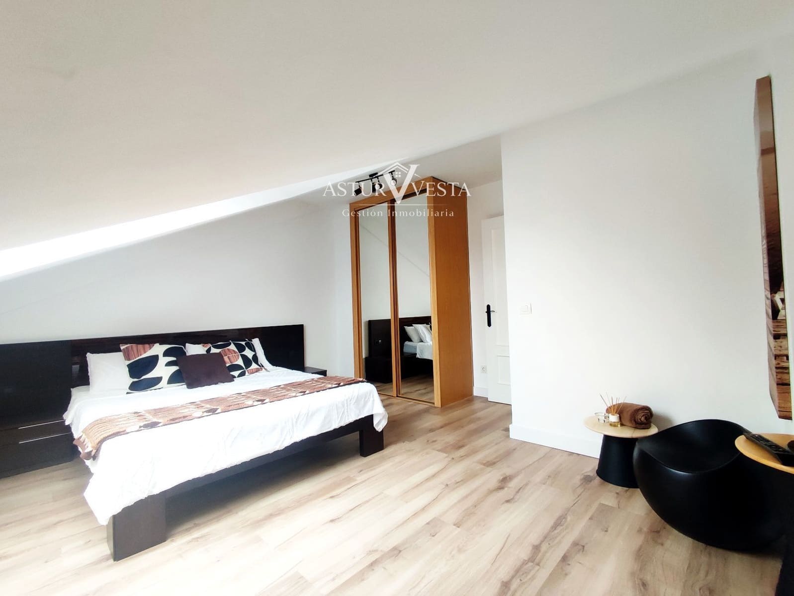 2 soverom Leilighet til salgs i Gijon - € 239 000 (Ref: 9762411)