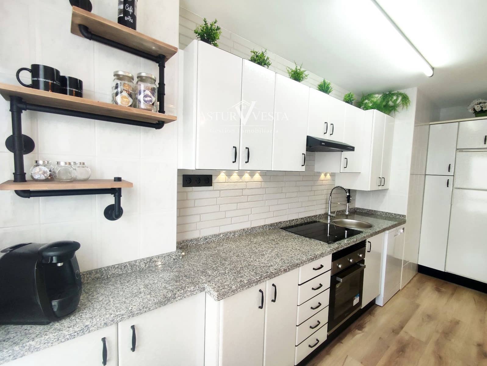 2 soverom Leilighet til salgs i Gijon - € 239 000 (Ref: 9762411)