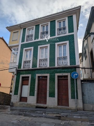 Villa/Maison à vendre à Salas - 250 000 € (Ref: 9762412)