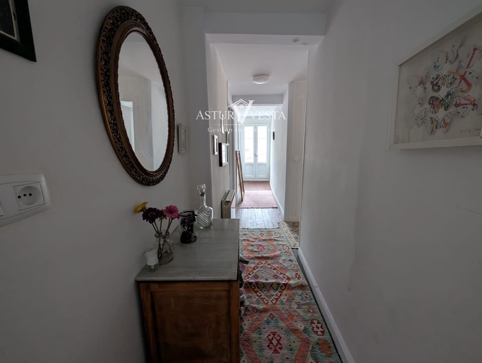 Villa/Maison à vendre à Salas - 250 000 € (Ref: 9762412)