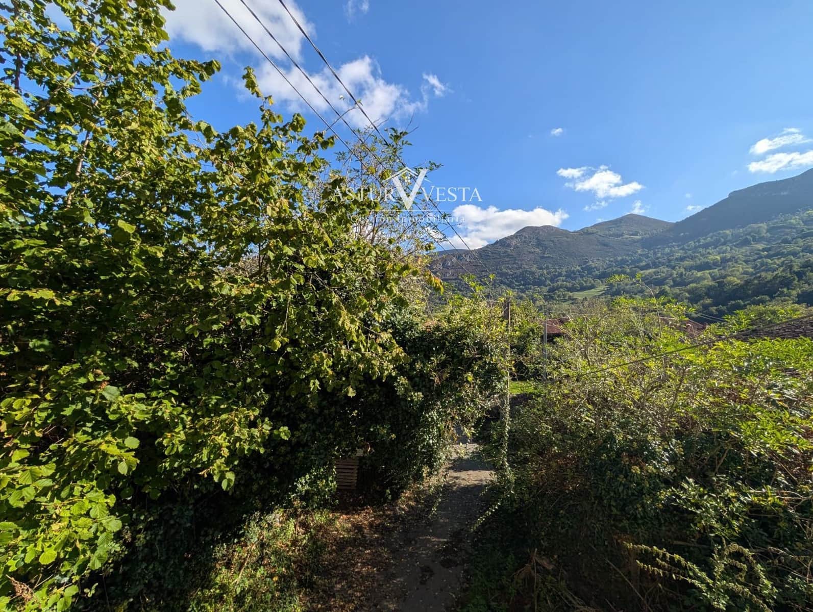 2 soverom Villa til salgs i Yernes y Tameza - € 32 500 (Ref: 9780031)