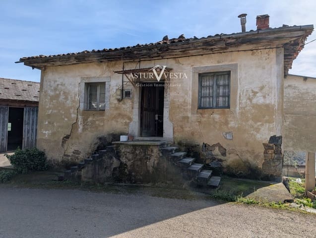 3 chambre Villa/Maison à vendre à Salas avec garage - 69 000 € (Ref: 9780032)