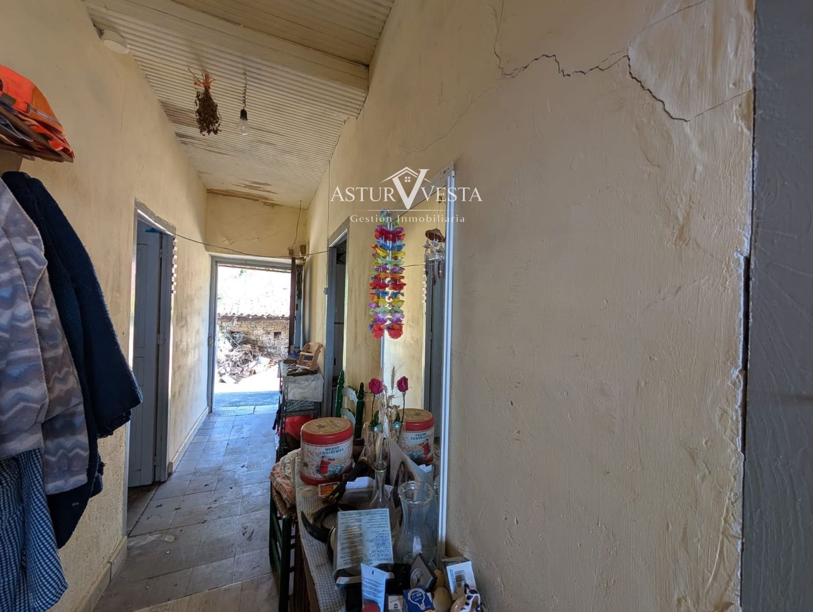 3 chambre Villa/Maison à vendre à Salas avec garage - 69 000 € (Ref: 9780032)